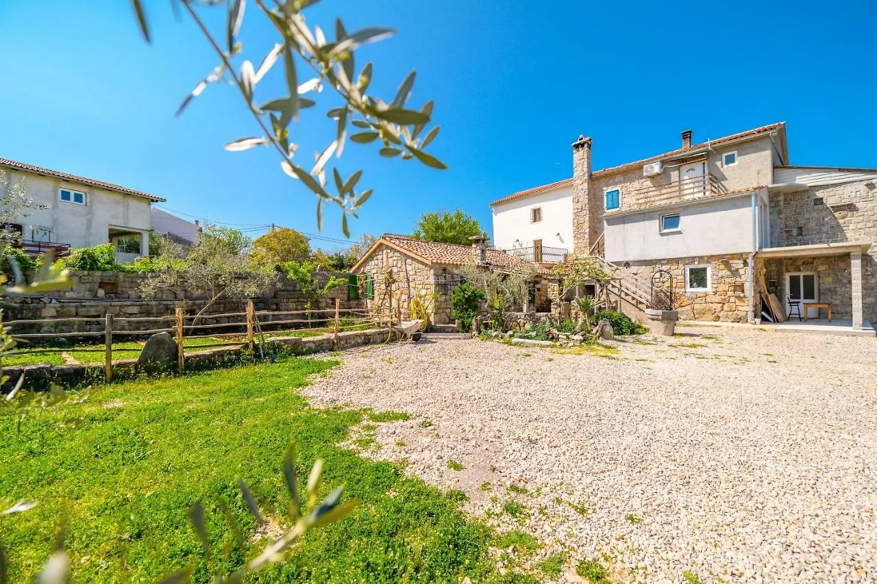 Betlehem & Nazaret Cottage On Krk Island Poljice Croatia